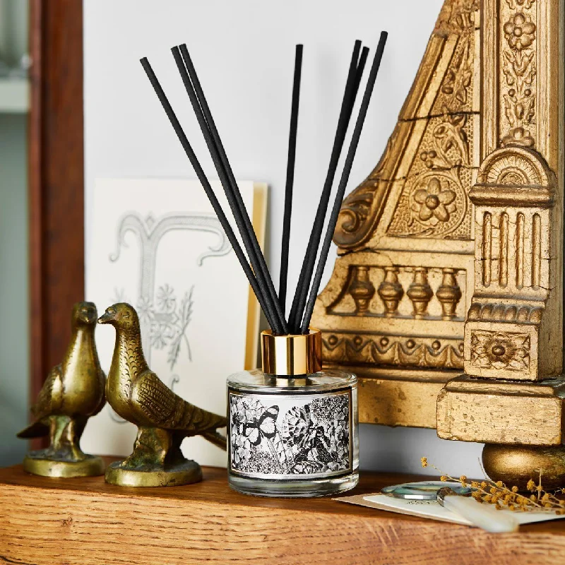 The Country Garden Glass Reed Diffuser