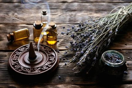   High-quality aromatherapy creates a warm atmosphere